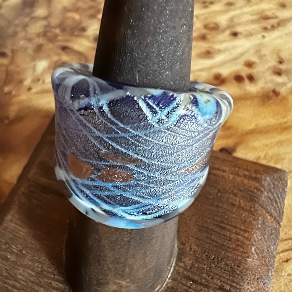 💎🔥💎 UNIQUE Hand Blown Glass Ring - Picture 5 of 8